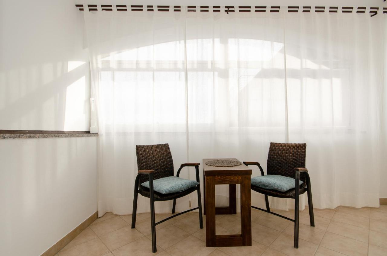 Apartments Villa Amfora ロヴィニ エクステリア 写真