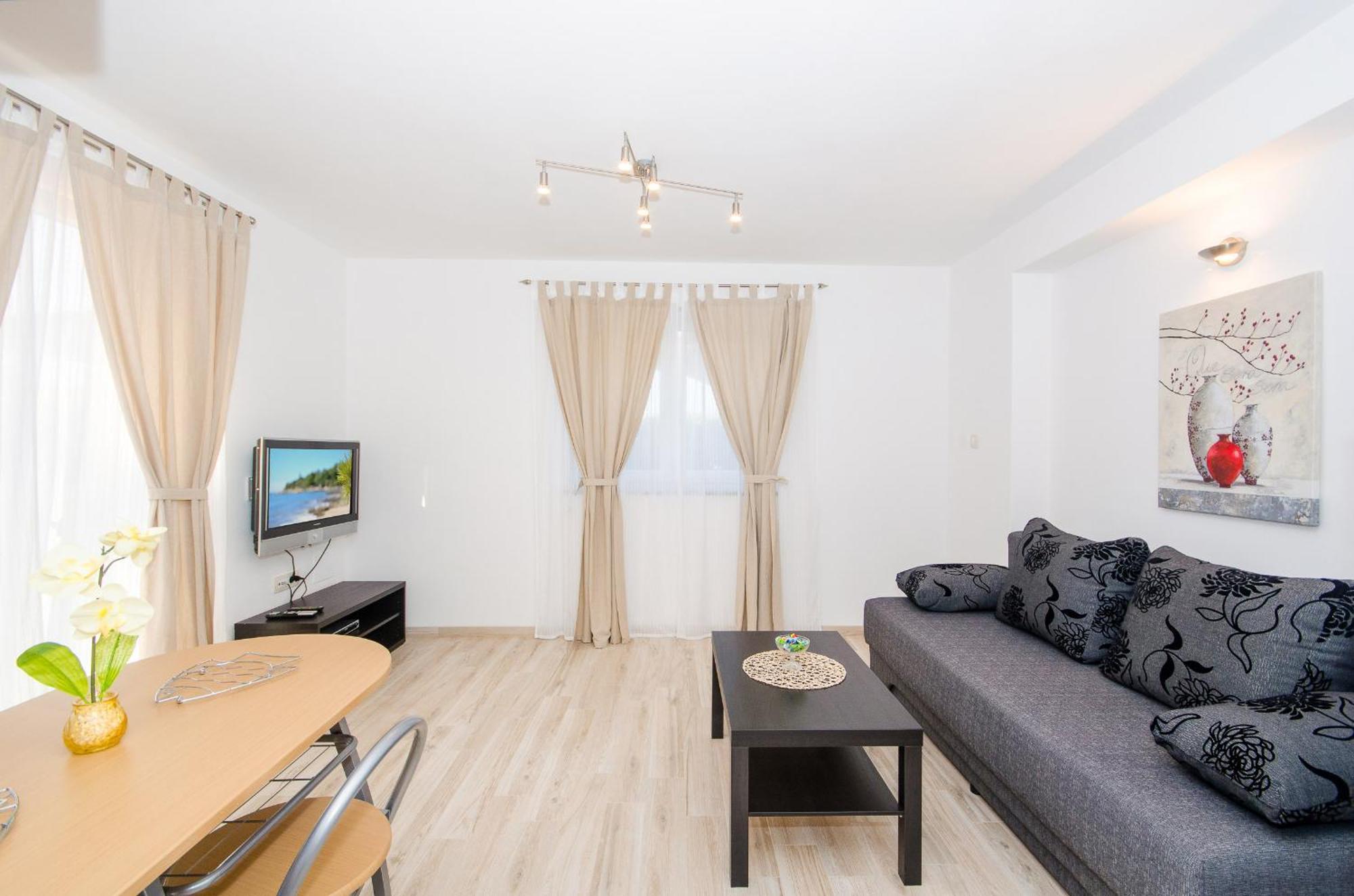 Apartments Villa Amfora ロヴィニ 部屋 写真
