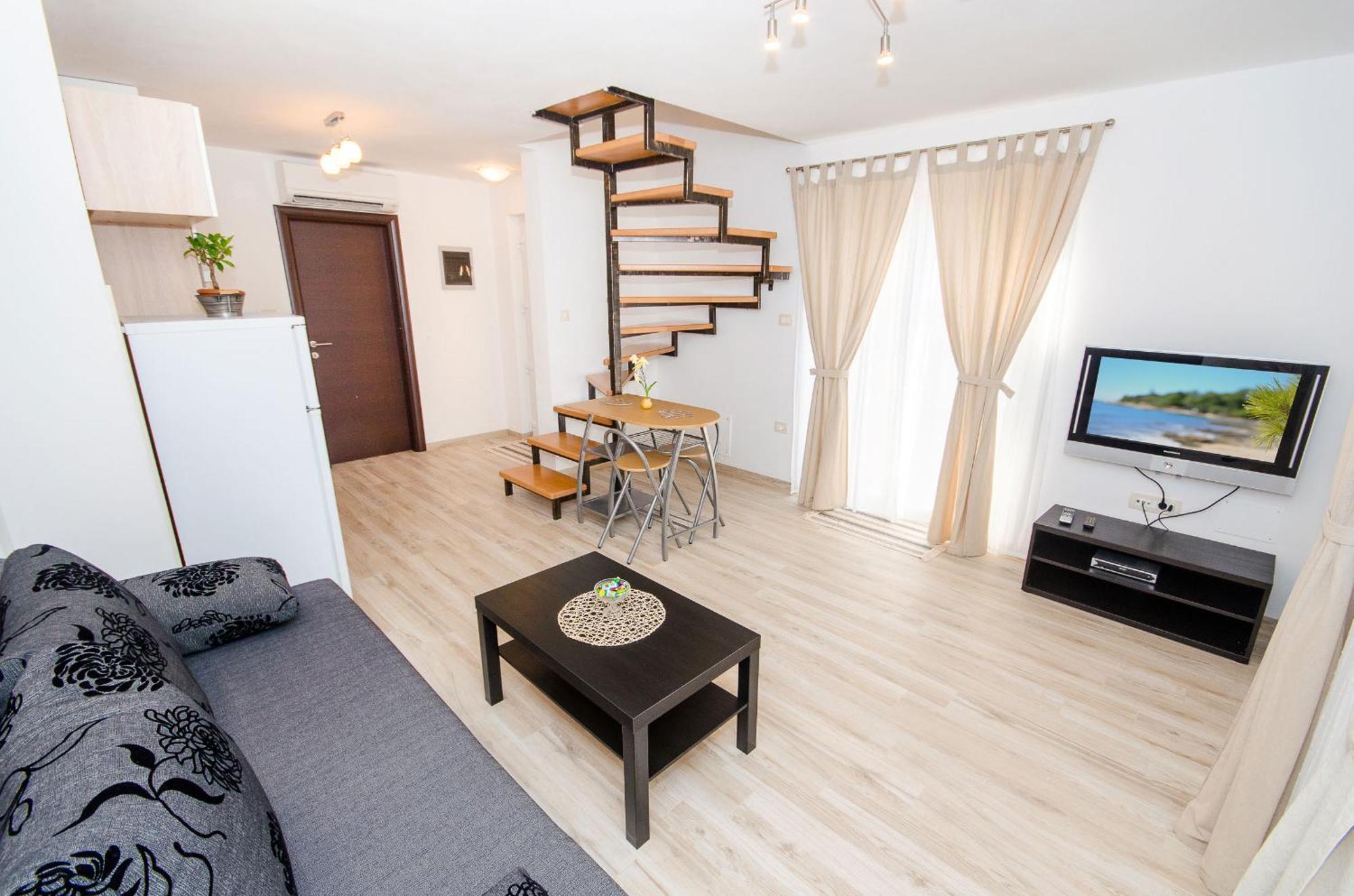 Apartments Villa Amfora ロヴィニ 部屋 写真