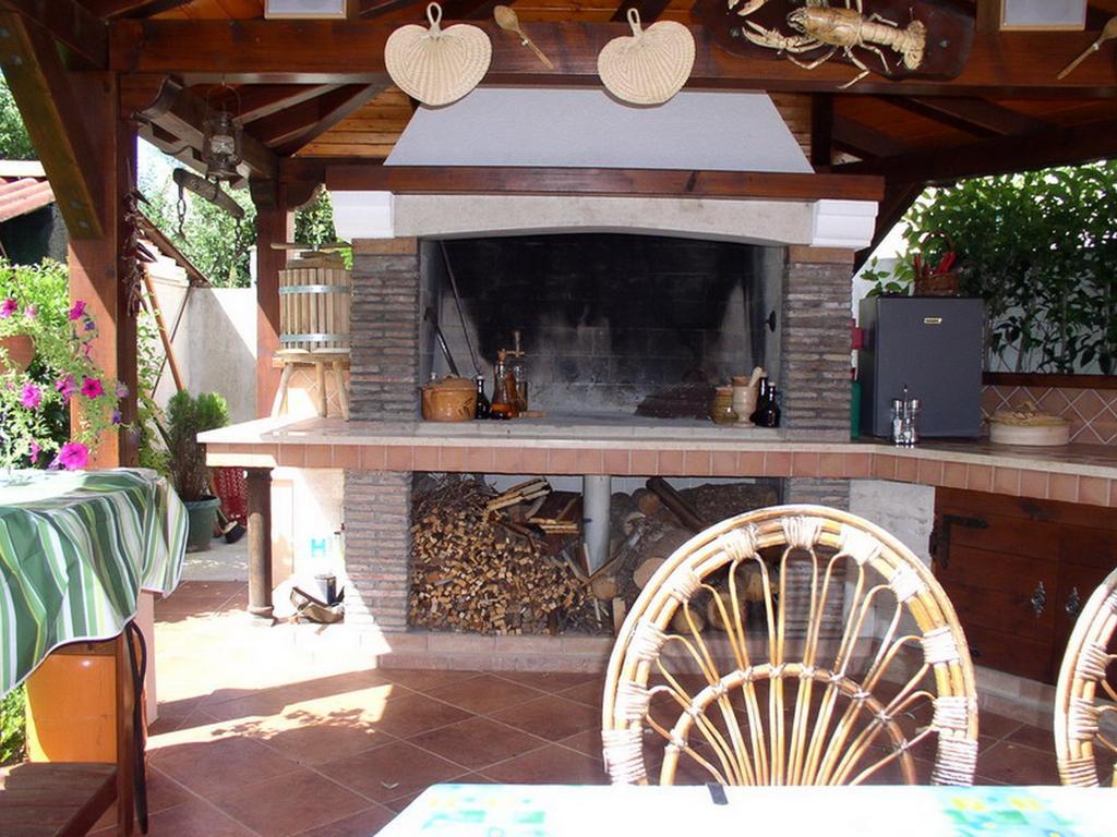 Apartments Villa Amfora ロヴィニ エクステリア 写真